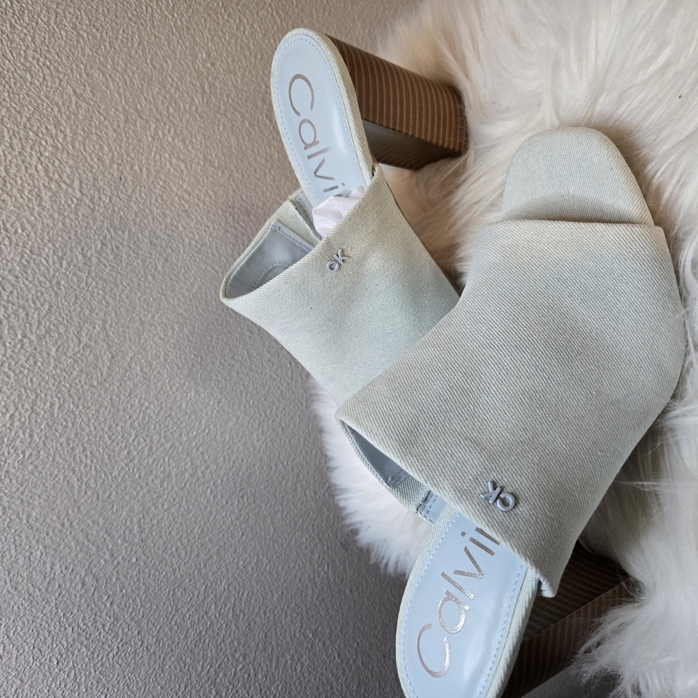Calvin Klein Jotie Women's Light Blue Denium Mules - Picture 2 of 9